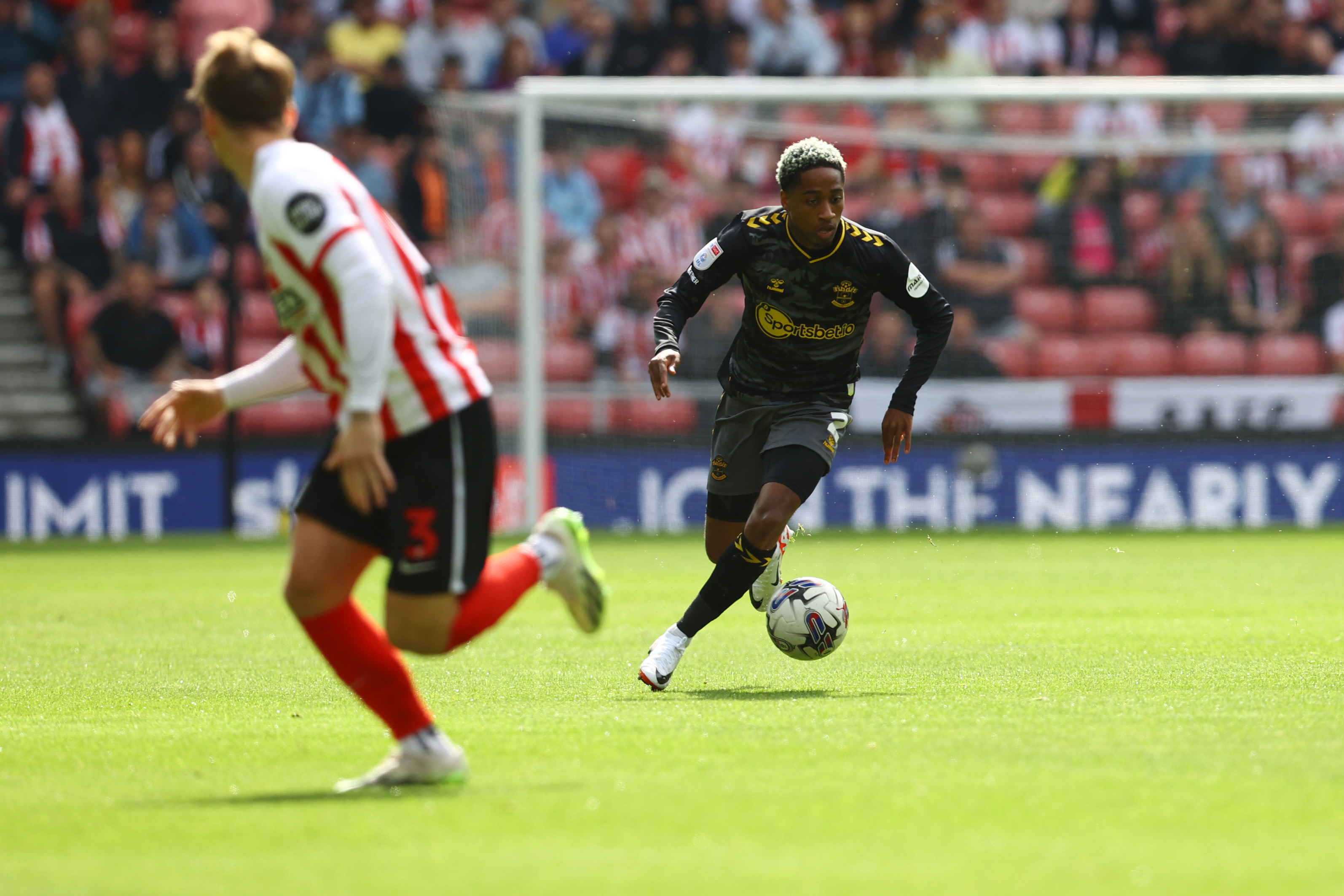 What channel is southampton v man utd on outlet